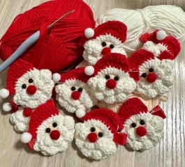 Crochet Santa Claus Ornament
