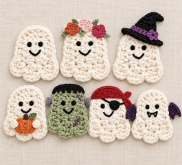Cute Crochet Ghost Pattern with Accessories