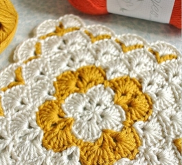 Shell Stitch Granny Square